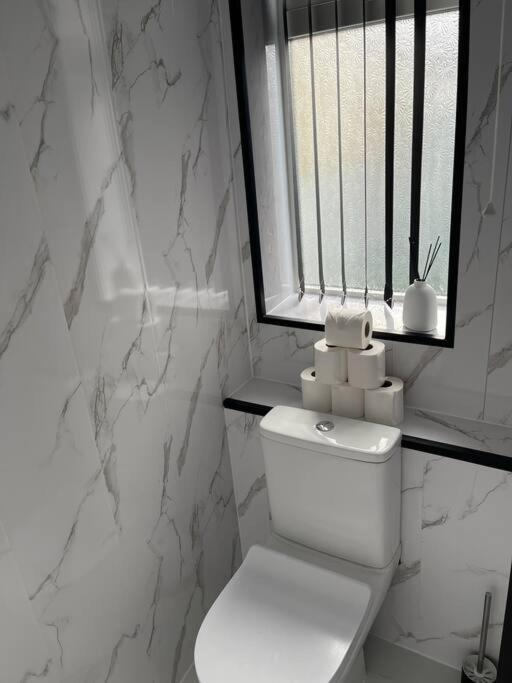 Luxury Accommodation. Wallasey Bagian luar foto