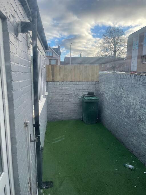 Luxury Accommodation. Wallasey Bagian luar foto