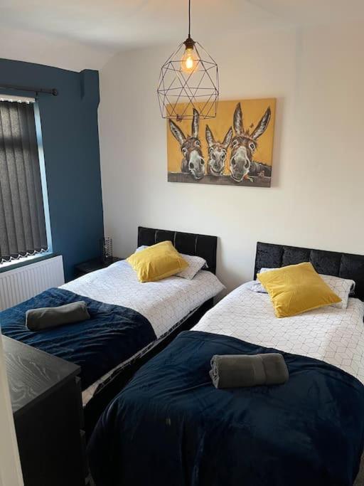 Luxury Accommodation. Wallasey Bagian luar foto